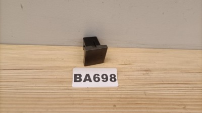 Заглушка защита консоли opel vectra c signum 09185916 ba698 фото №1