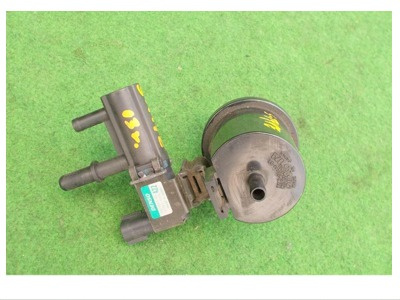 Jaguar s-type 3.0 клапан вакууму 2r839c915aa фото №1