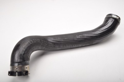 Volvo v40 ii 1.5 t3 152km труба интеркулер 31370409 фото №1