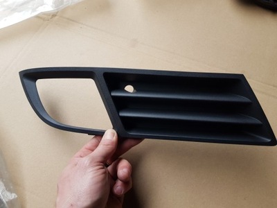 DEFLECTOR HALÓGENO BRIDA CIEGA DERECHA DE PARAGOLPES PARTE DELANTERA OPEL VECTRA C 13182919 J.NOWA  