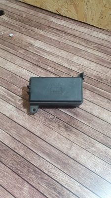 Коробка с разъёмы land rover freelander фото №1