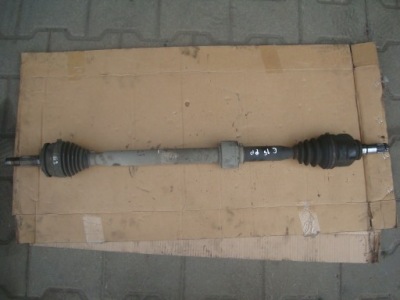 Toyota corolla e15 06-11 1.4 d4d привідний вал права фото №1