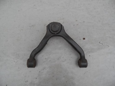 Важіль лівий перед верхній ssangyong rexton фото №1