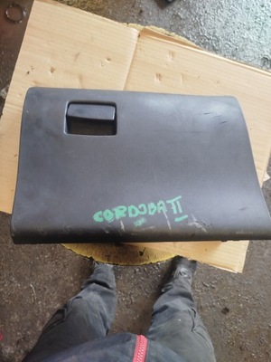 Бардачок ручка seat ibiza iii cordoba фото №1