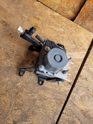 Насос abs renault twingo iii 476606296r фото №1