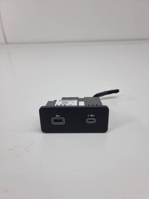 Land rover range rover sport l461 2023 роз'єм / з'єднувач usb фото №1