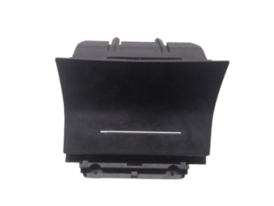 Попільничка skoda octavia ii combi 1z5 1z1857962b 1.6l дизель 2011 фото №1