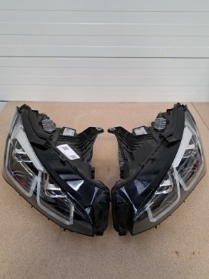 Лампи перед bmw 2 u06 led ліва права 5a42247 5a42248 оригінал комплект фото №1