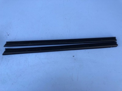 Skoda rapid seat toledo молдинг ущільнювач задня фото №1
