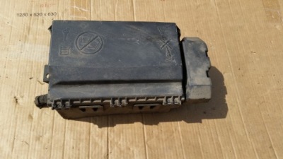 Коробка запобіжників opel astra j iv 13343769 фото №1