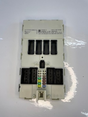 Bmw f20 f21 f30 f36 модуль блок керування fem 9315682 фото №1