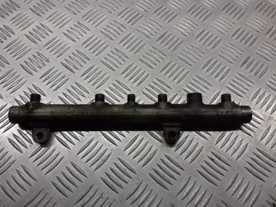 Молдинг впрыскная renault scenic ii 1.9 dci 8200347176 фото №1