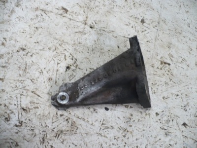 Кронштейн двигуна mercedes w124 1032230504 фото №1