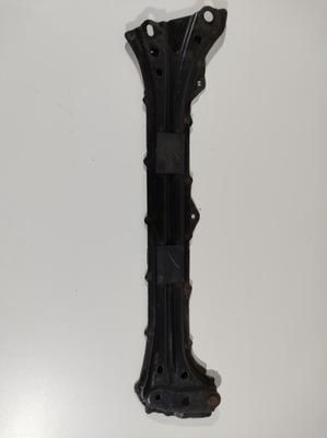 Lexus is300h 13r кронштейн балка права фото №1