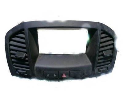 Opel insignia a 08-панель решітка обдув 13324594 фото №1