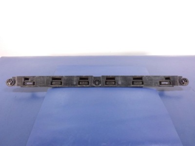 Audi a8 d4 4h направляющая бампера задняя средний фото №1