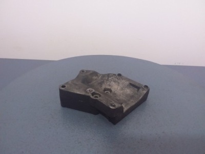 Daewoo korando 2.9 td основание кронштейн компрессора кондиционера 6612344039 фото №1