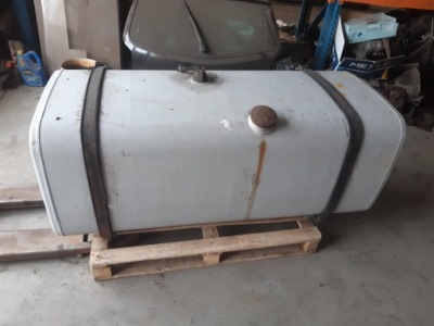 Бак топлива man f2000 157cmx65cmx62cm фото №1