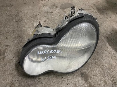 Mercedes w203 c klasa лампа ліва перед фото №1