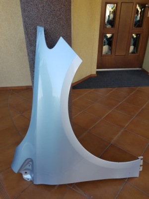 Mercedes b-klasa w247 w 247 крила правий передній перед фото №1