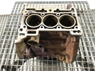 Блок двигуна ford transit courier 1.0 100km фото №1