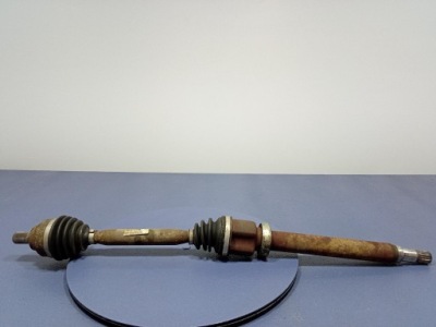 Volvo c30 1.8 125km привідний вал права перед механічна коробка передач 30783168 фото №1