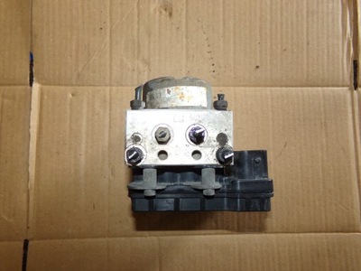 Насос abs md11-de mazda mpv ii 2.0 citd фото №1