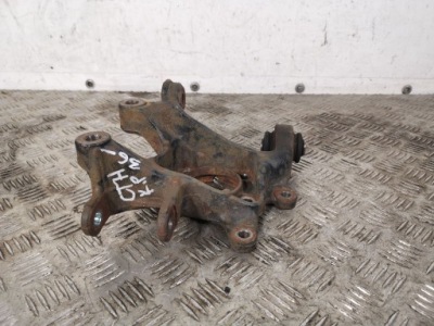 2015 lexus ct 200h ступиця колеса заднього 598 фото №1