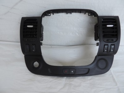 Opel vivaro b молдинг защита рамка радио 93452450 фото №1