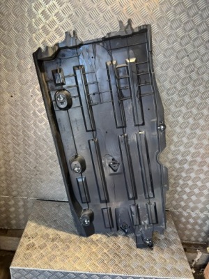 Плита защита подвеска правая peugeot 208 ii 2 9823547580 фото №1