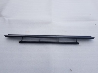 Audi a1 спойлер решітка перед 8x0807061 фото №1