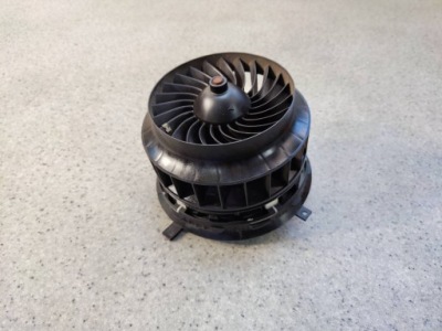 Вентилятор вентилятор воздуходувка обдув резистор mercedes c w205 europa фото №1