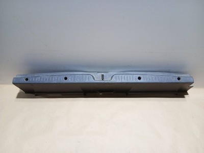 Захист поперечина багажника поріг замка 8200217605 renault scenic ii фото №1