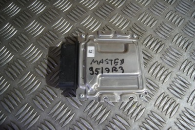 Renault оригинальный номер 237g00120r блок управления adblue фото №1