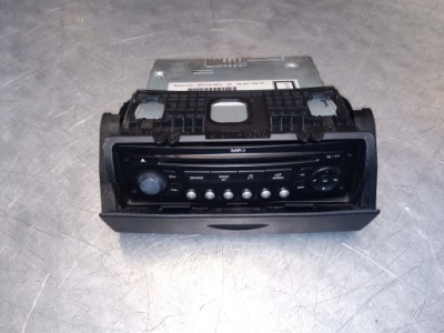 Радиопроигрыватель blaupunkt 9664770277 citroen c8 фото №1