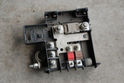 Коробка предохранителей na аккумулятор ducato 15- фото №1