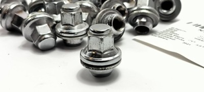 Болты toyota mirai 2 2021 фото №1