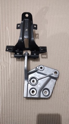 Петля капот решётка scania r s новый model 2844264 фото №1