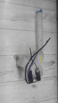 Suzuki liana бачок помпа омивача фото №1