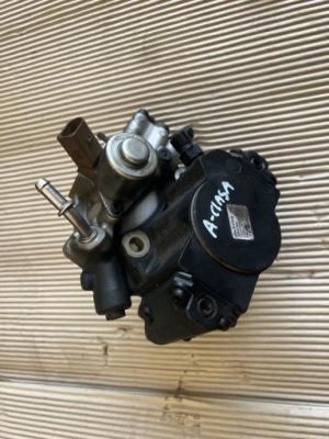 Насос упорскування mercedes оригінальний номер 28447439 фото №1