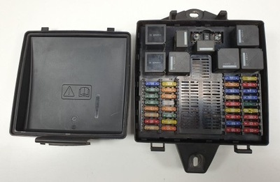 Коробка предохранителей aston martin rapide 6.0 v12 фото №1