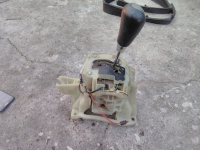 Домкрат перемикання передач mazda 3 09-12r автоматична коробка передач фото №1