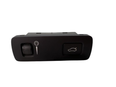 Volvo xc40 кнопка відкривання кришки 31443873 фото №1