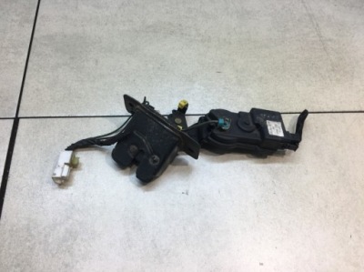 Замок кришки багажника hyundai elantra iii фото №1