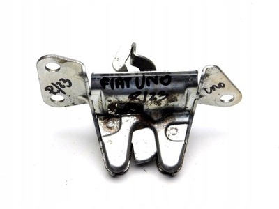 R/23 fiat uno ii замок задній кришки багажника фото №1