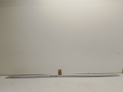 Audi a4 b9 8w 8w0853932a правая молдинг порог фото №1