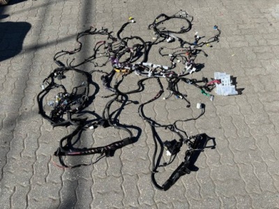 Електропроводка внутрішня tesla model x 2072429-030b фото №1