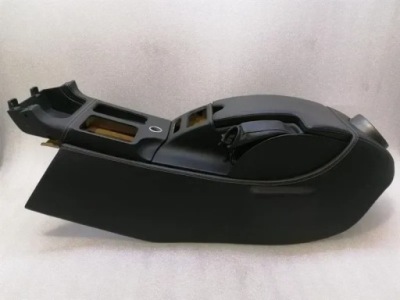 Ferrari 612 scaglietti armrest 66975600 центральний фото №1