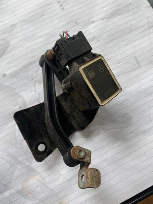 A0105427717 SENSOR NIVELACIÓN DE LUZ W221  