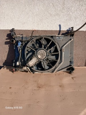 Радіатор + вентилятор оригінал mercedes w169 a klase 1.5 1.7 автоматична фото №1